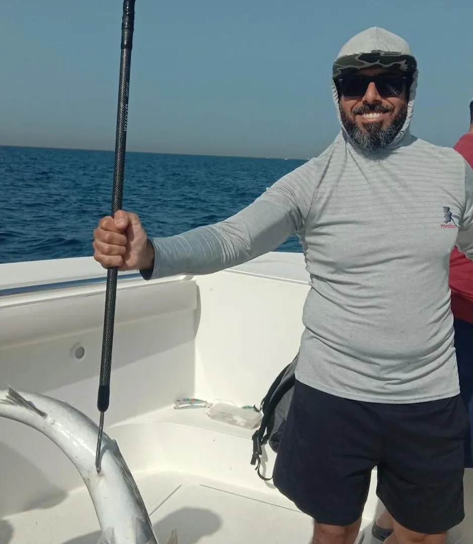 Botel Dubai Fishing Trip 5 Hours